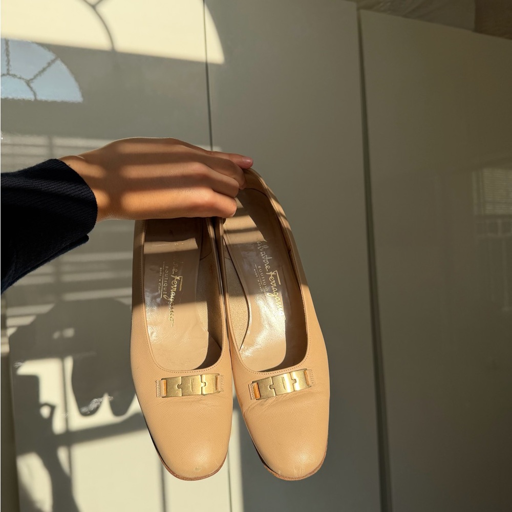 Salvatore Ferragamo Nude Leather Heels